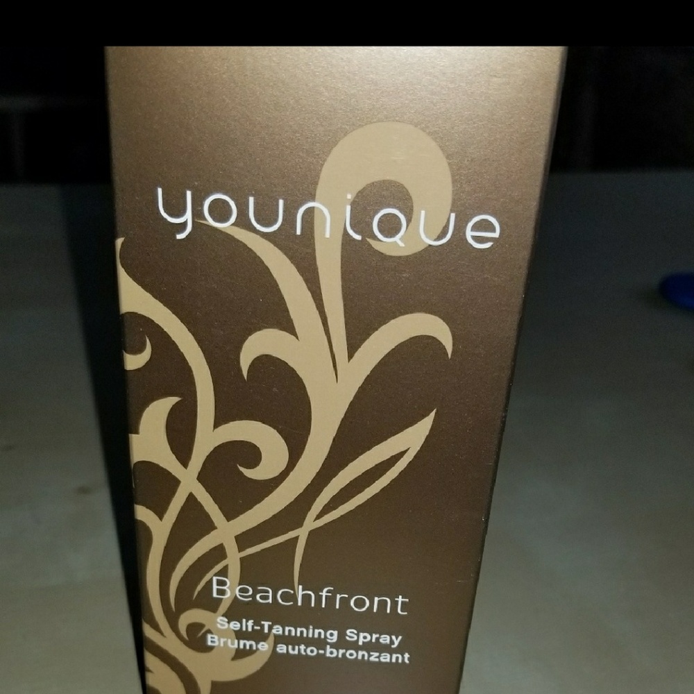 Younique Beachfront Self-Tanning Spray